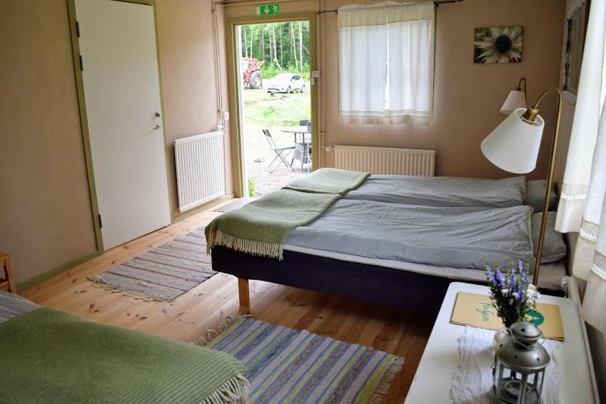 Ekologiska Fru Gran B&B I Tiveden Gardsjo Exterior foto